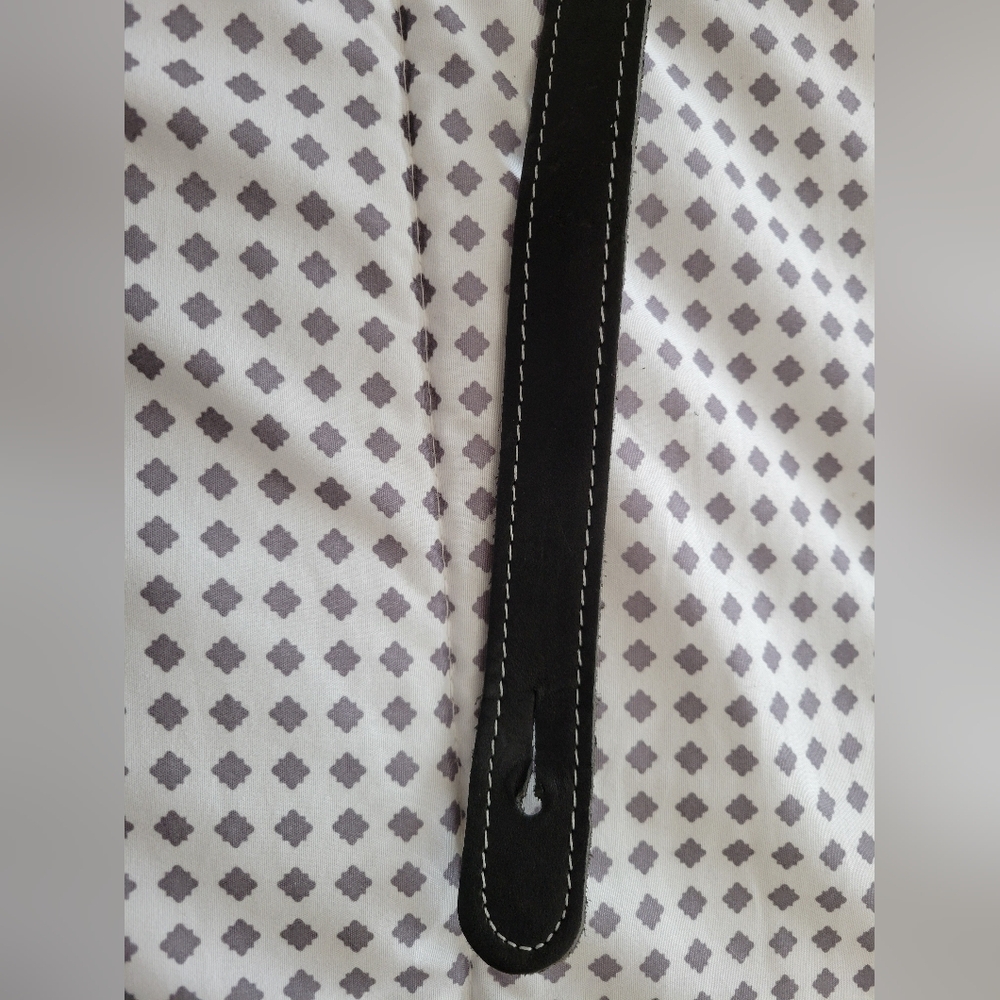 Guitar Strap - Picture 4 of 6
